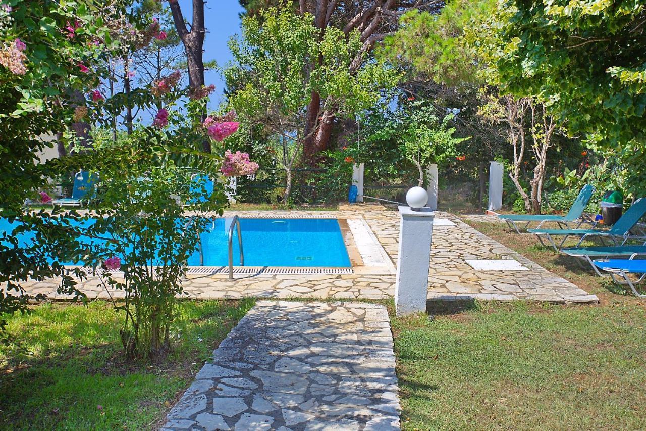Villa Leda Karousades  Ngoại thất bức ảnh
