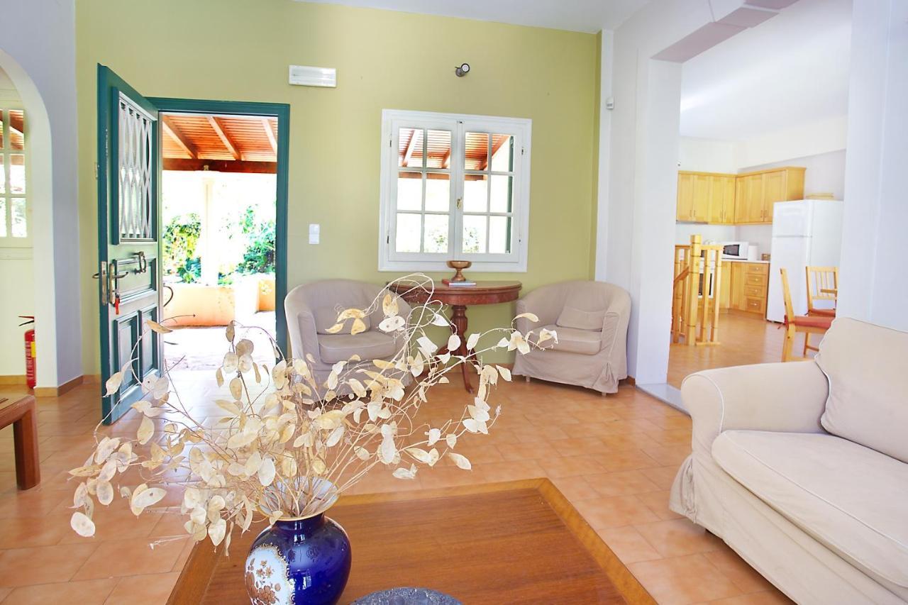Villa Leda Karousades  Ngoại thất bức ảnh