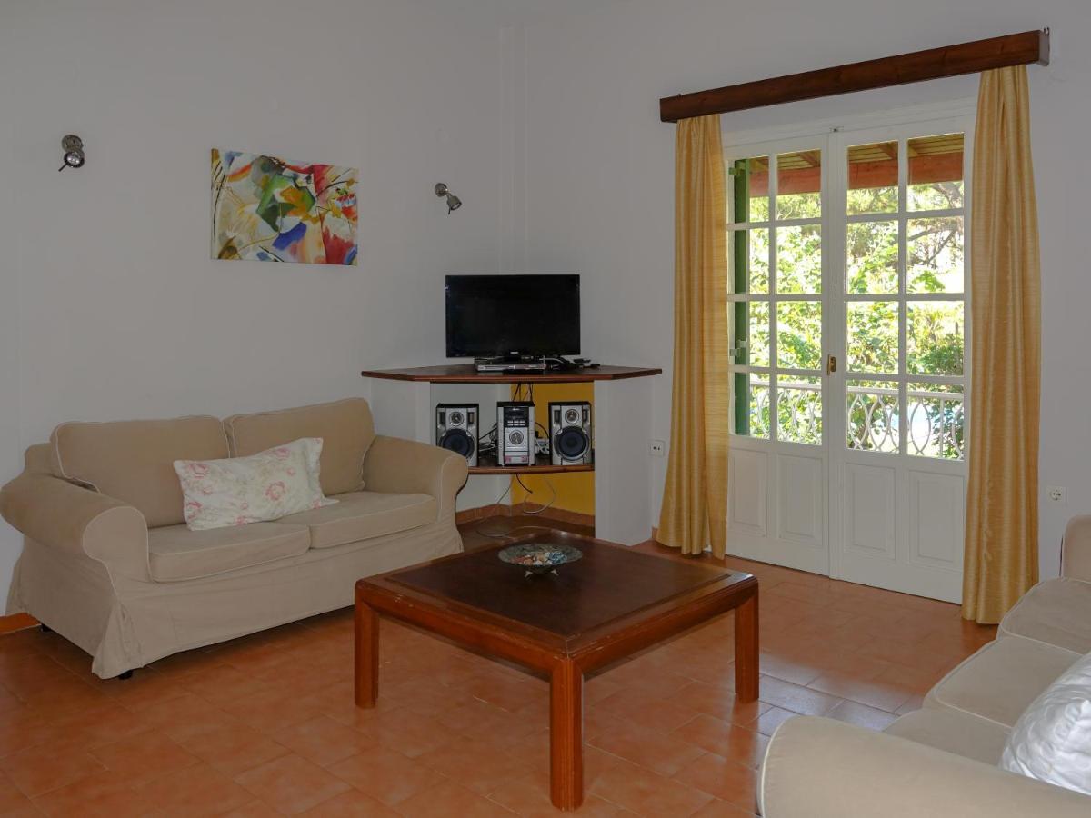 Villa Leda Karousades  Ngoại thất bức ảnh